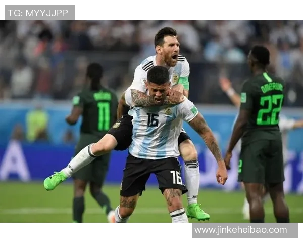 法国与阿根廷的对抗赛引发激烈冲突球迷情绪失控现场混乱不堪